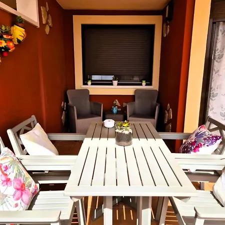 公寓 Casa Nesea 2 *